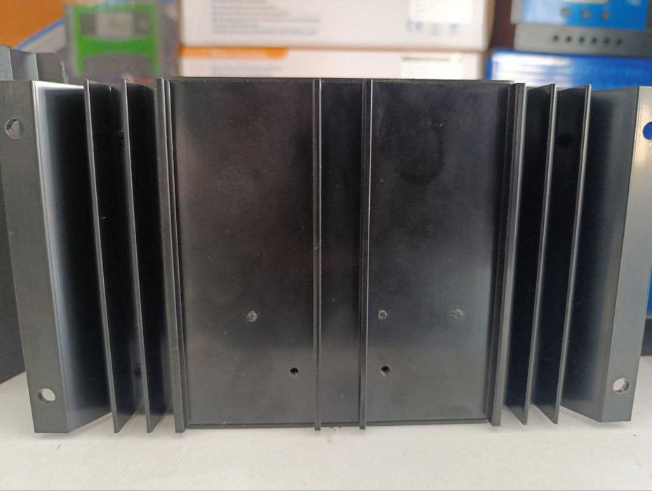 Kontroller. Quyosh panellari uchun kontroller.