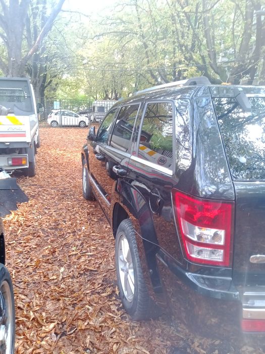 На Части Jeep grand cherokee 3.0/CRD /218kc/4x4/facelift