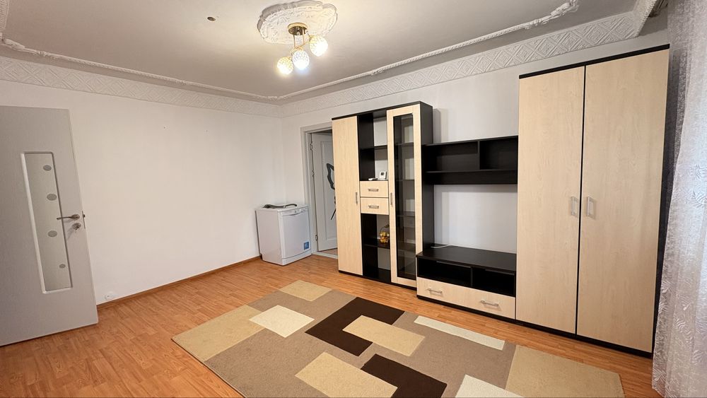 Apartament de inchiriat