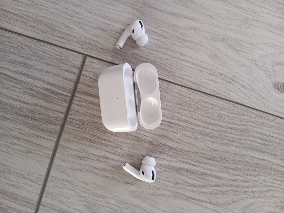 Airpots pro  ariginal
