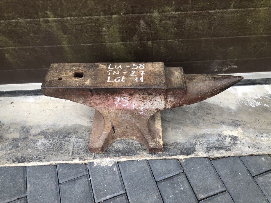 Nicovală vechi de colecție