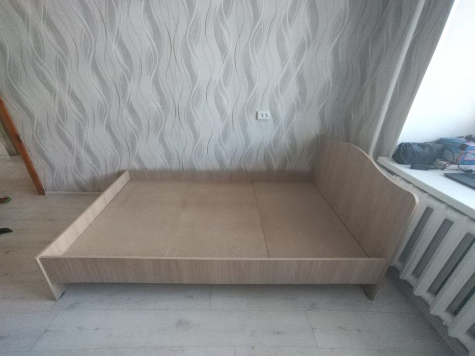 Продам кровать