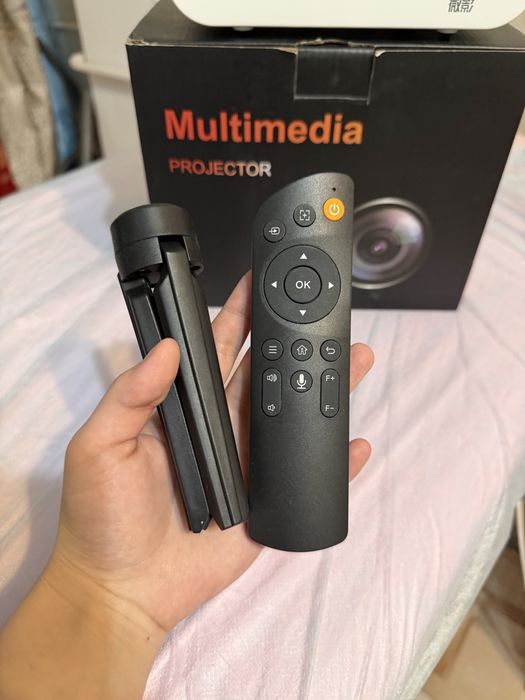 Продам Проектор абсолютно новый