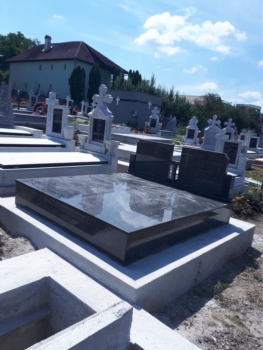 OFERTA Cruci/capace/borduri granit, marmura, granit rosu,