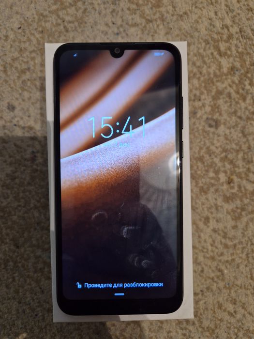 Срочно продам HUAWEI Y6 в очень хорошем состоянии без дефектов .