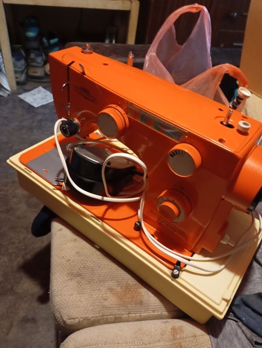 Шевна машина Victoria