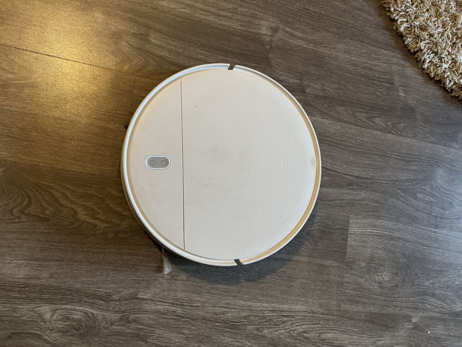Xiaomi Mi Robot Vacuum-Mop Essentials
