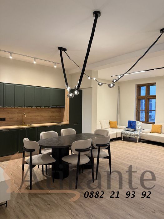 Продава се Четиристаен апартамент в София, Център - 200 кв.м за 1173 €/кв.м - Снимка #10