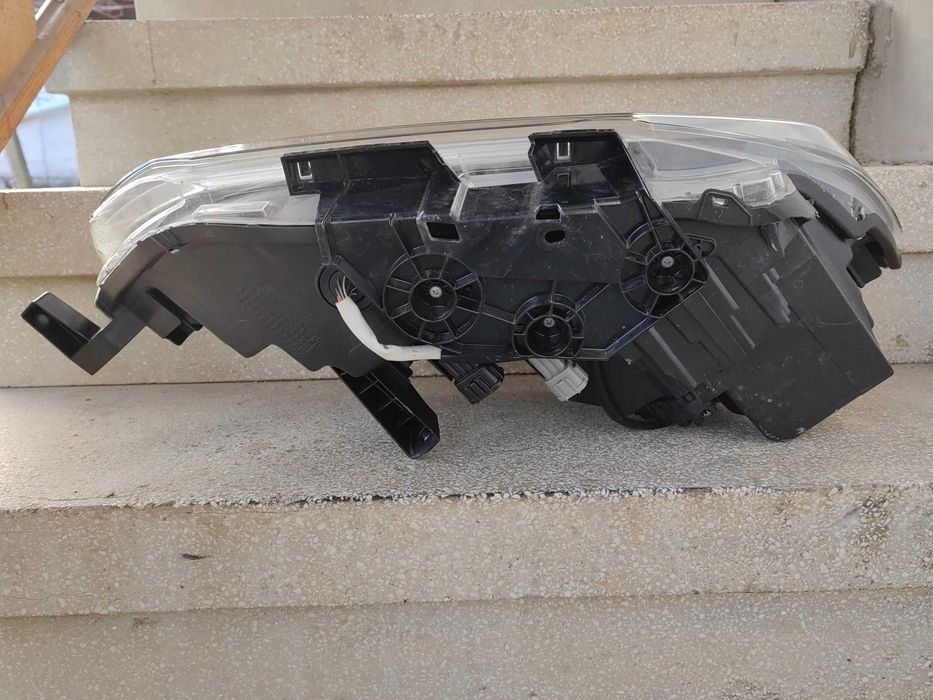 Фар Nissan X-Trail LED ляв / Фар Nissan X trail Оригинален