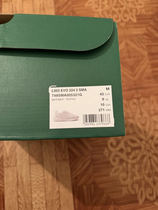 Маратонки Lacoste - номер 43