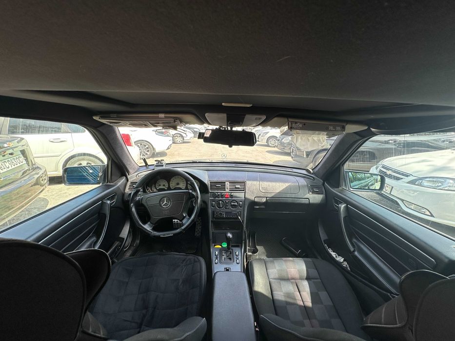 Срочно !!! W202 MERCEDES