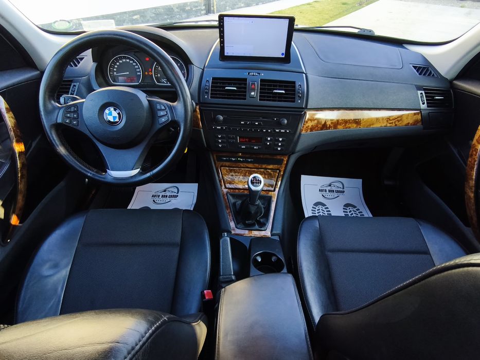 BMW X3  Xdrive km 140,000 Finanțare și în Rate plafon panoramic