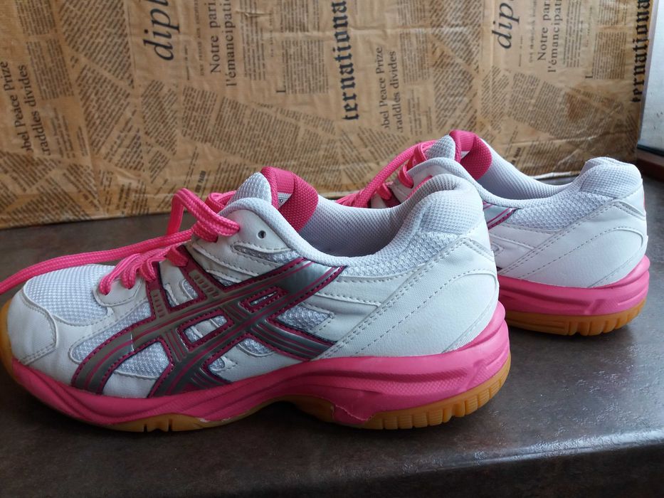 детски маратонки Asics,кецове,спортни обувки,асикс,ном.37,за момиче