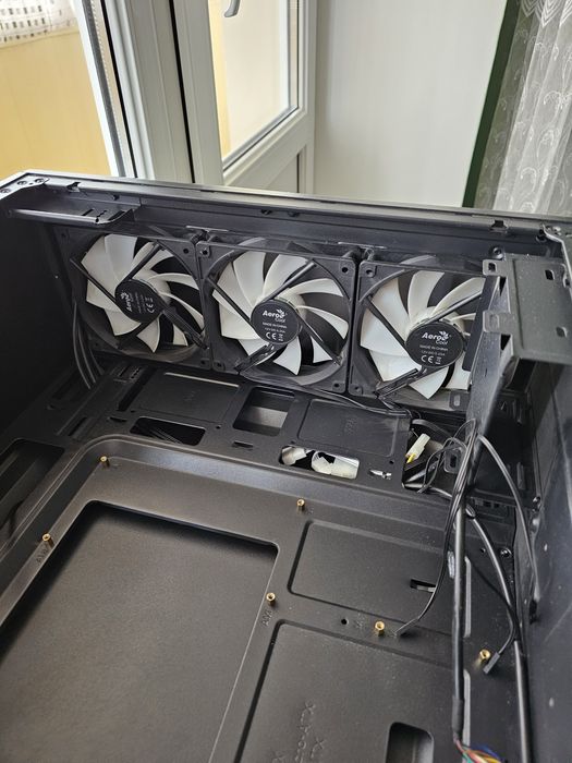 Продам корпус ПК