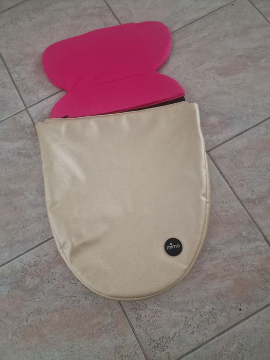 Продавам детска количка Mima Xari Rose Gold