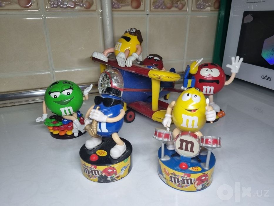 Продам коллекционные игрушки от M&M's