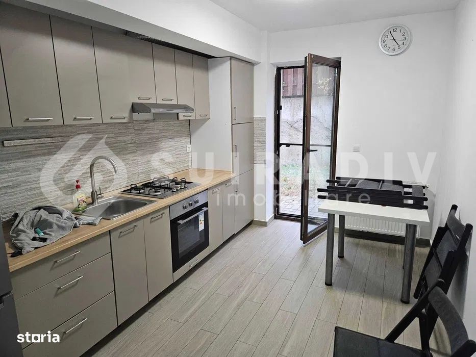 Apartament cu curte proprie de 100 mp, parcare- Zorilor