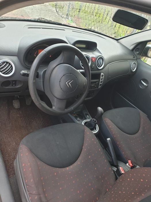 Vând citroen c 2 motor 1.4 tdi