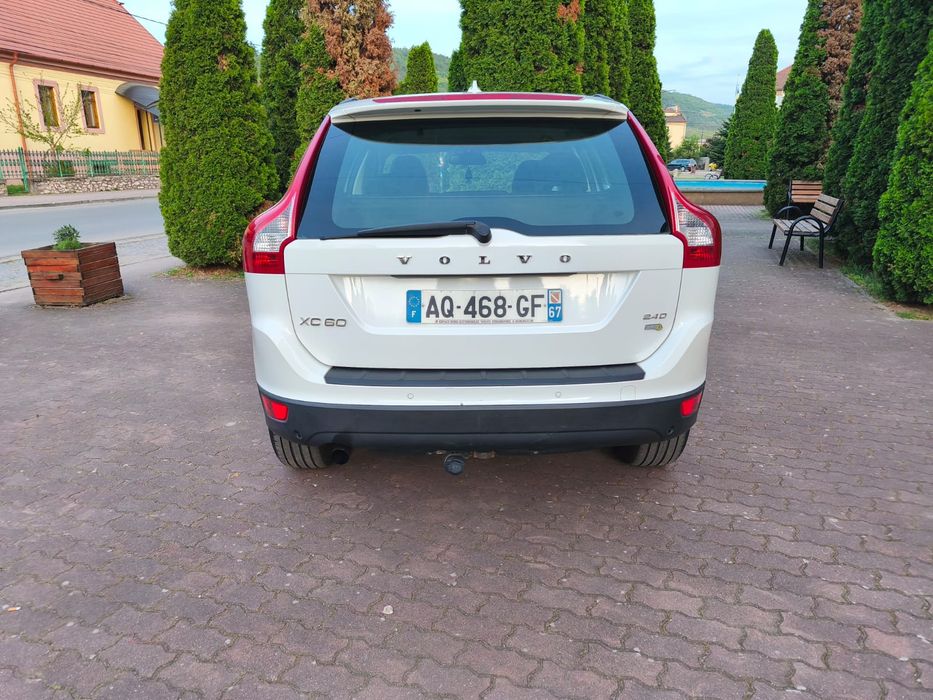 VOLVO XC60 2009 — imagine 5
