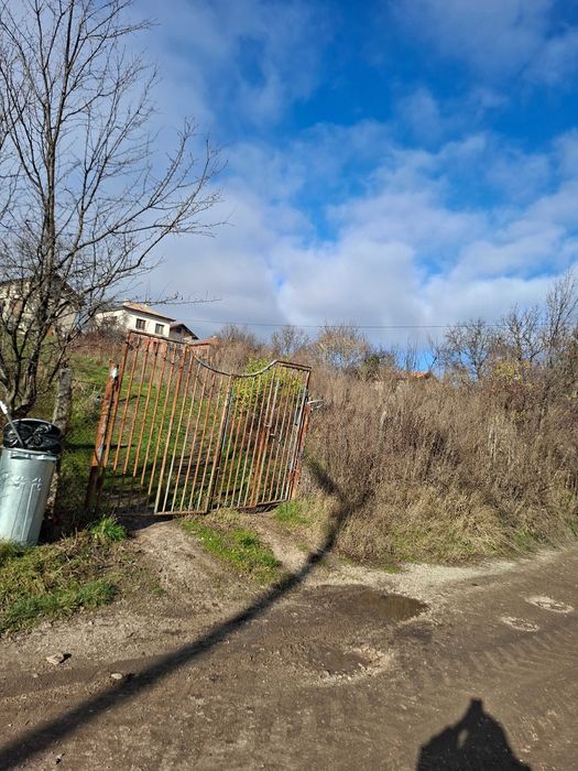 Подземлен имот в С. Храбарско