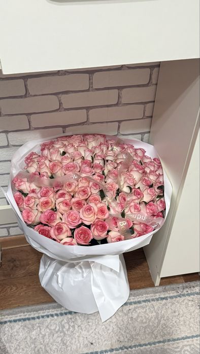 101 роза розовые
