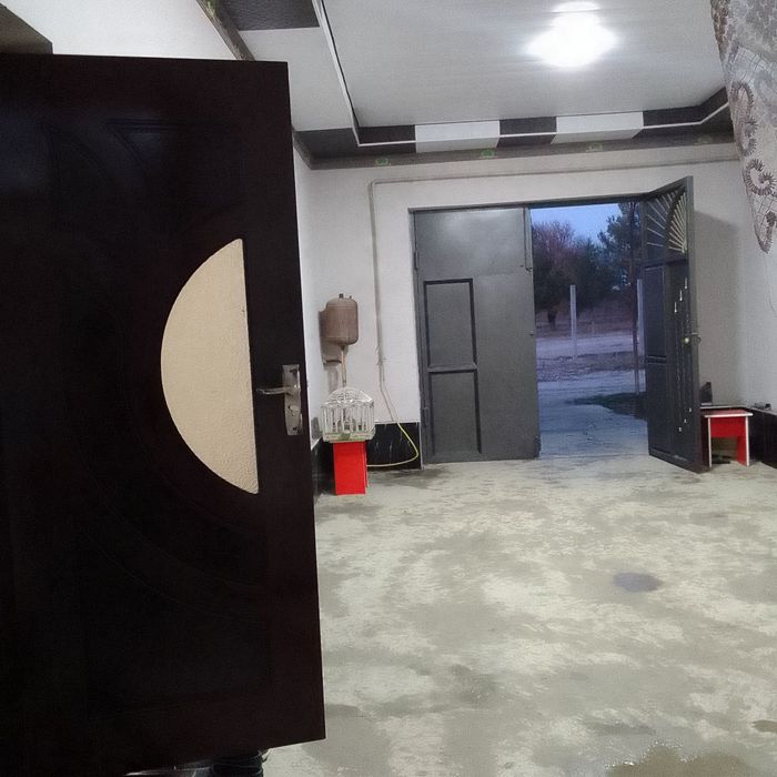 Ховли Срочно сотилади