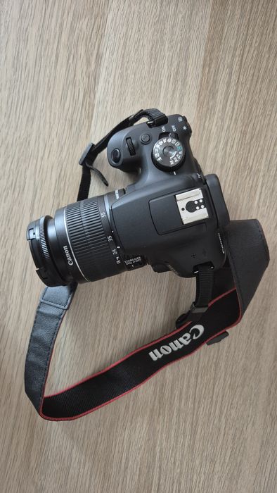 Aparat foto DSLR - Canon EOS  2000D