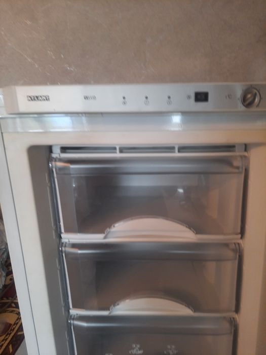 Продам  морозильная камера