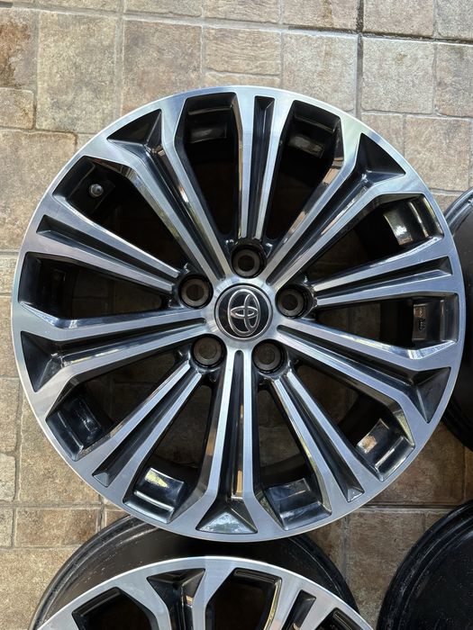 Оригинални джанти Toyota / Тойота 17" 5х114.3