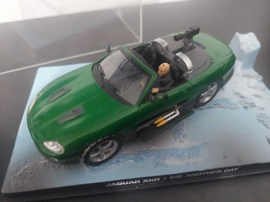 Altaya Eon 1/43 Jaguar XKR Die Another Day 007