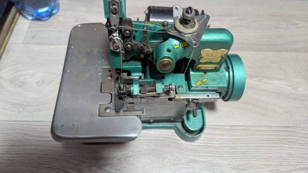 Продам.  оверлог