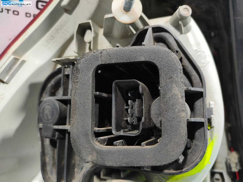 Stop Lampa Tripla Dreapta Volkswagen Golf 5 Hatchback Scurt 2004 - 2008 [L4939]