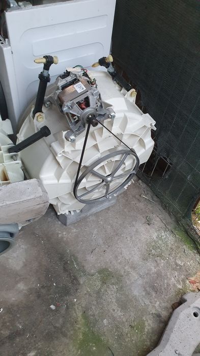 Cuva mașina de spălat