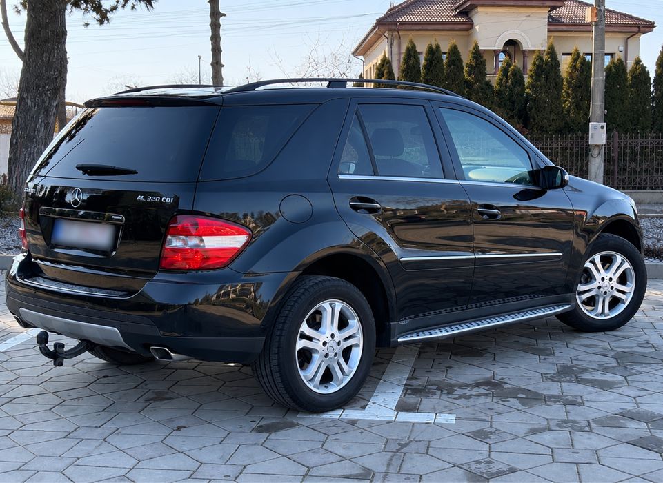 Mercedes-Benz ML 320 CDI 4Matic Facelift – Full Opțiuni – Automat – Piele – Trapă – Cameră – Înmatriculat Recent Fiscal pe loc
