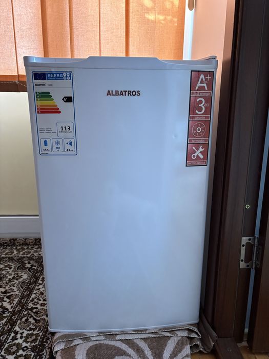 Frigider cu congelator mini