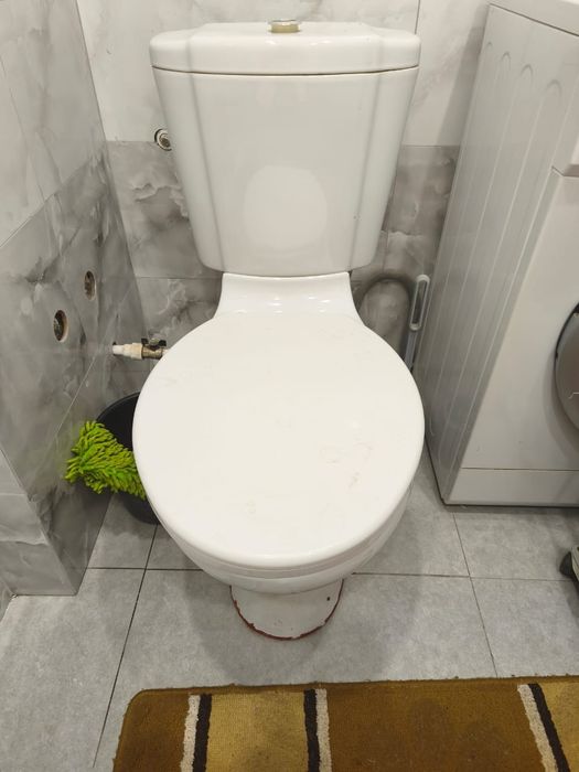 Продам унитаз б/у