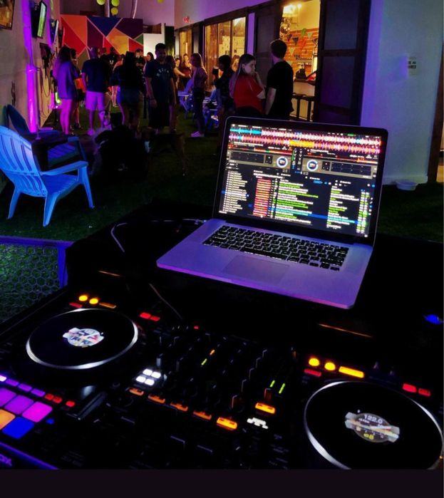 DJ evenimente – sunet profesionist și atmosferă garantată!