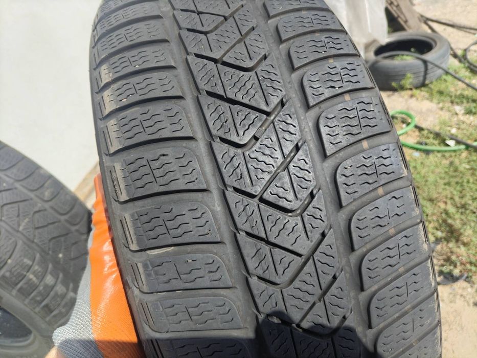 215/55/17 Пирели ДОТ 2020 г