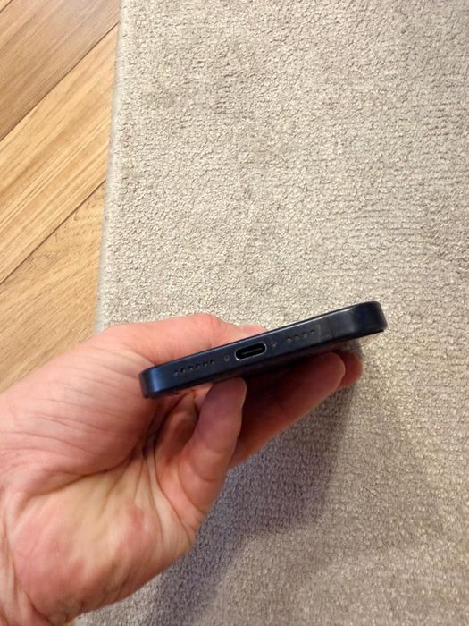 Iphone 15 pro max на iphone  air