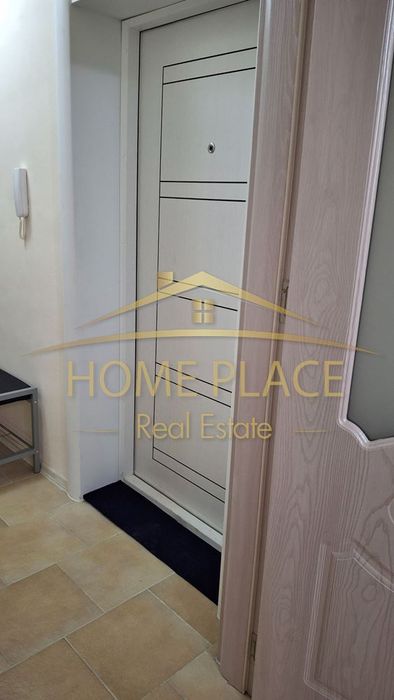 Дава се под наем Тристаен апартамент в Варна, Център - 77 кв.м за 1122 € - Снимка #6