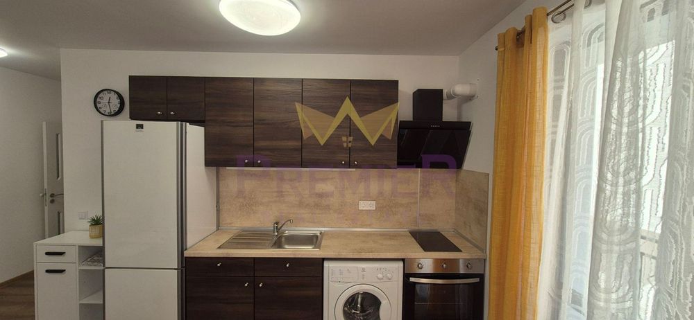 Дава се под наем Тристаен апартамент в Варна, Автогара - 80 кв.м за 612 € - Снимка #2