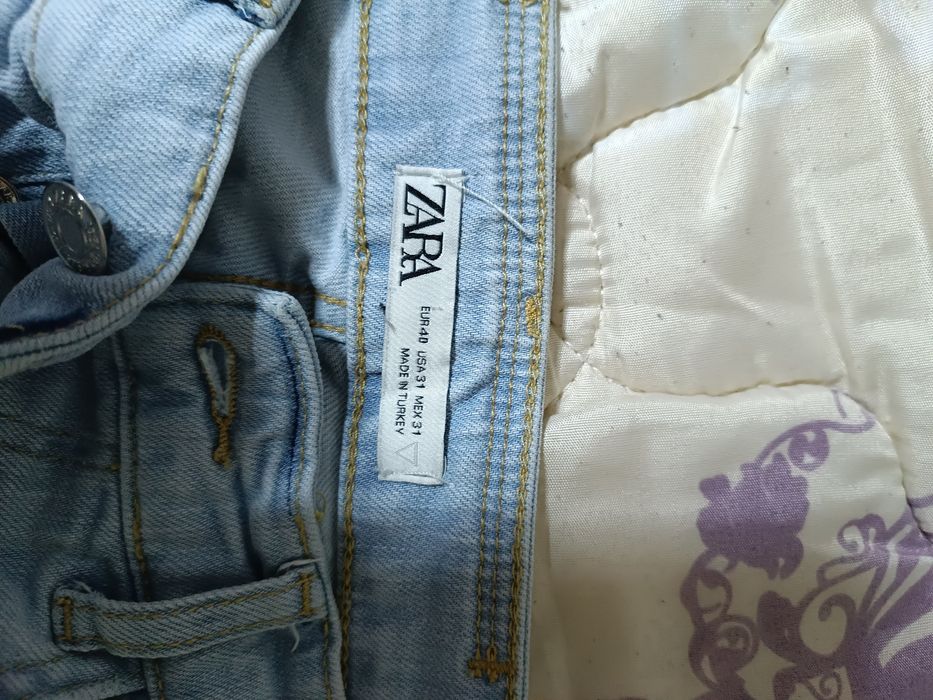 Blugi slim marca Zara mărimea M