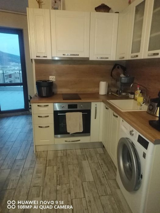 Дава се под наем Двустаен апартамент в Асеновград - 70 кв.м за 306 € - Снимка #5