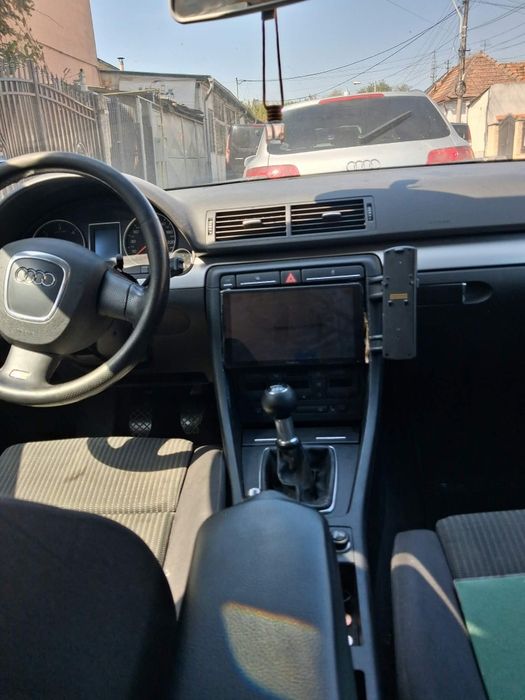 Audi  A 4  perfect funcțional