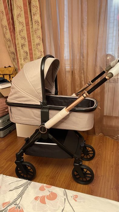 Продаю люльку Kidilo d900