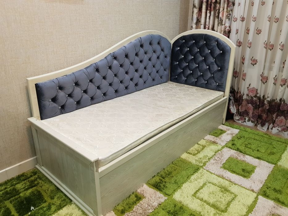 Bolalar mebeli va divanlar