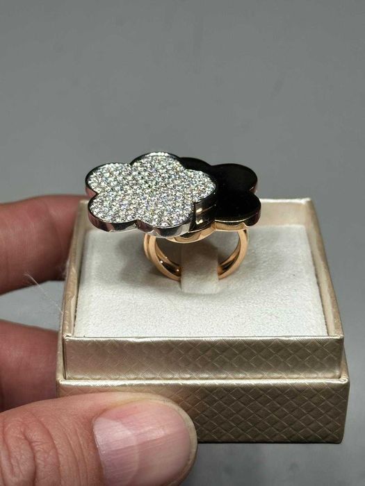 INEL AUR Roz si Alb 18K + 136 Diamante Top = 2CT - Firma ROBOTTI - 22g