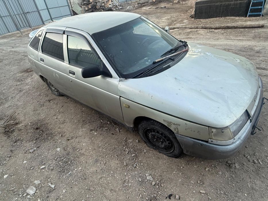 Автомобиль ВАЗ 2112