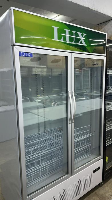 Вертикальные витринные морозильники