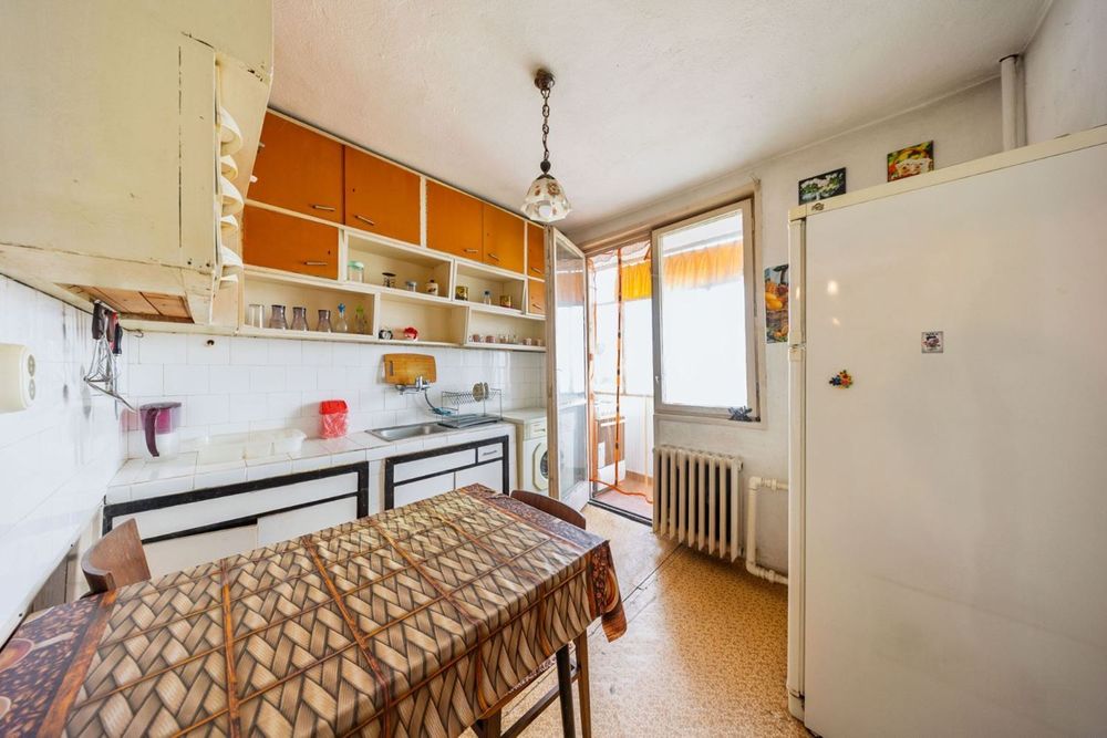 2-стаен в Плевен-Идеален център площ 58 цена 85000